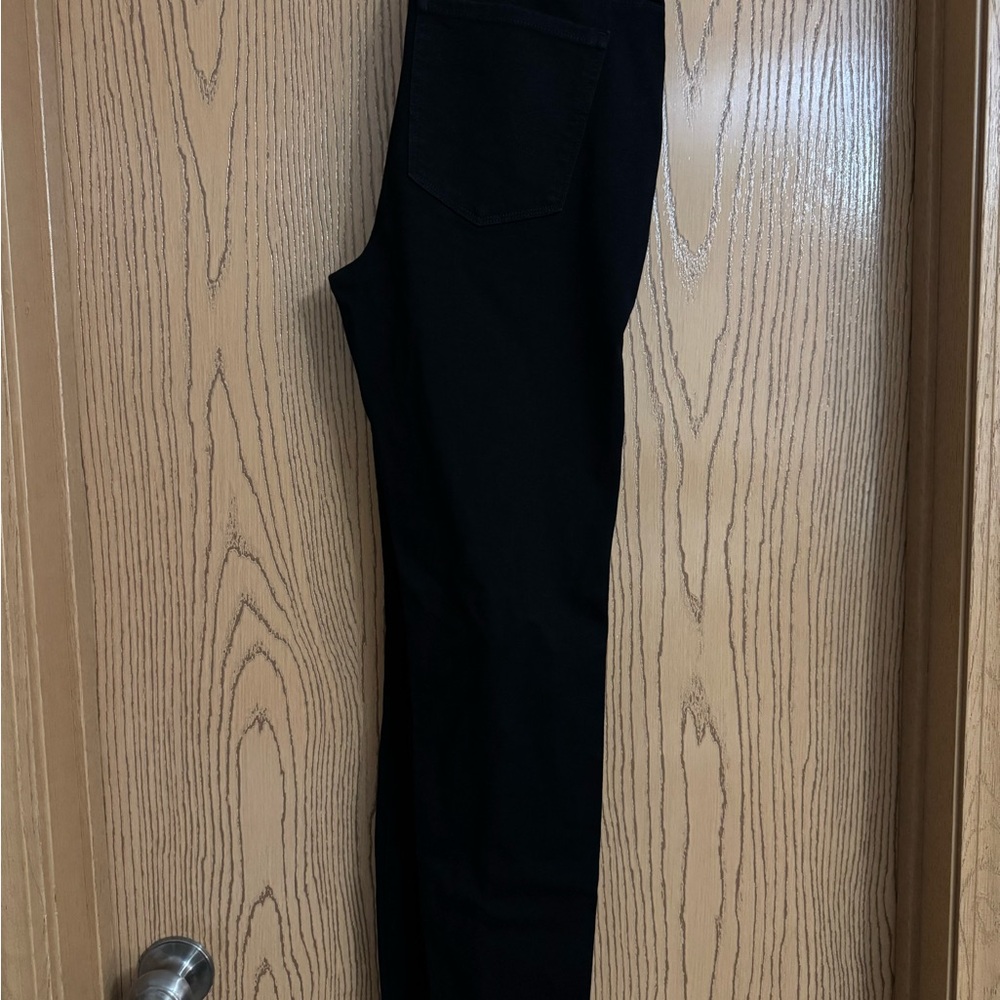American Eagle Skinny Jeans - Picture 2 of 6
